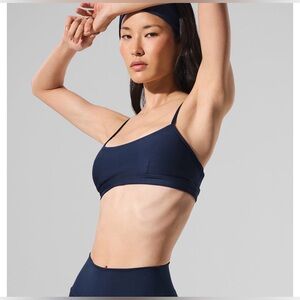 Alo blue, airlift intrigue bra size Xs like new